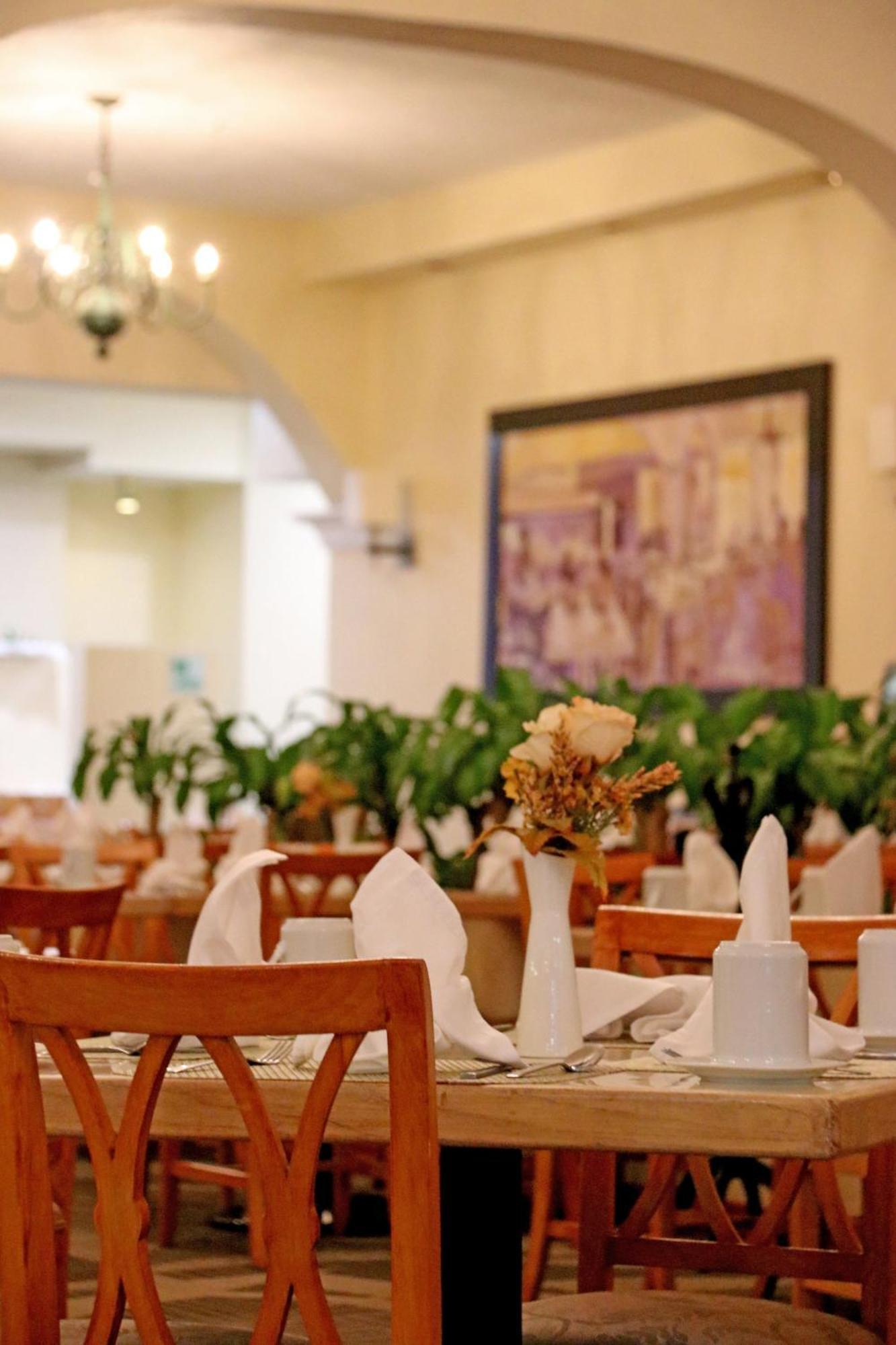 Holiday Inn La Piedad By Ihg Exterior foto