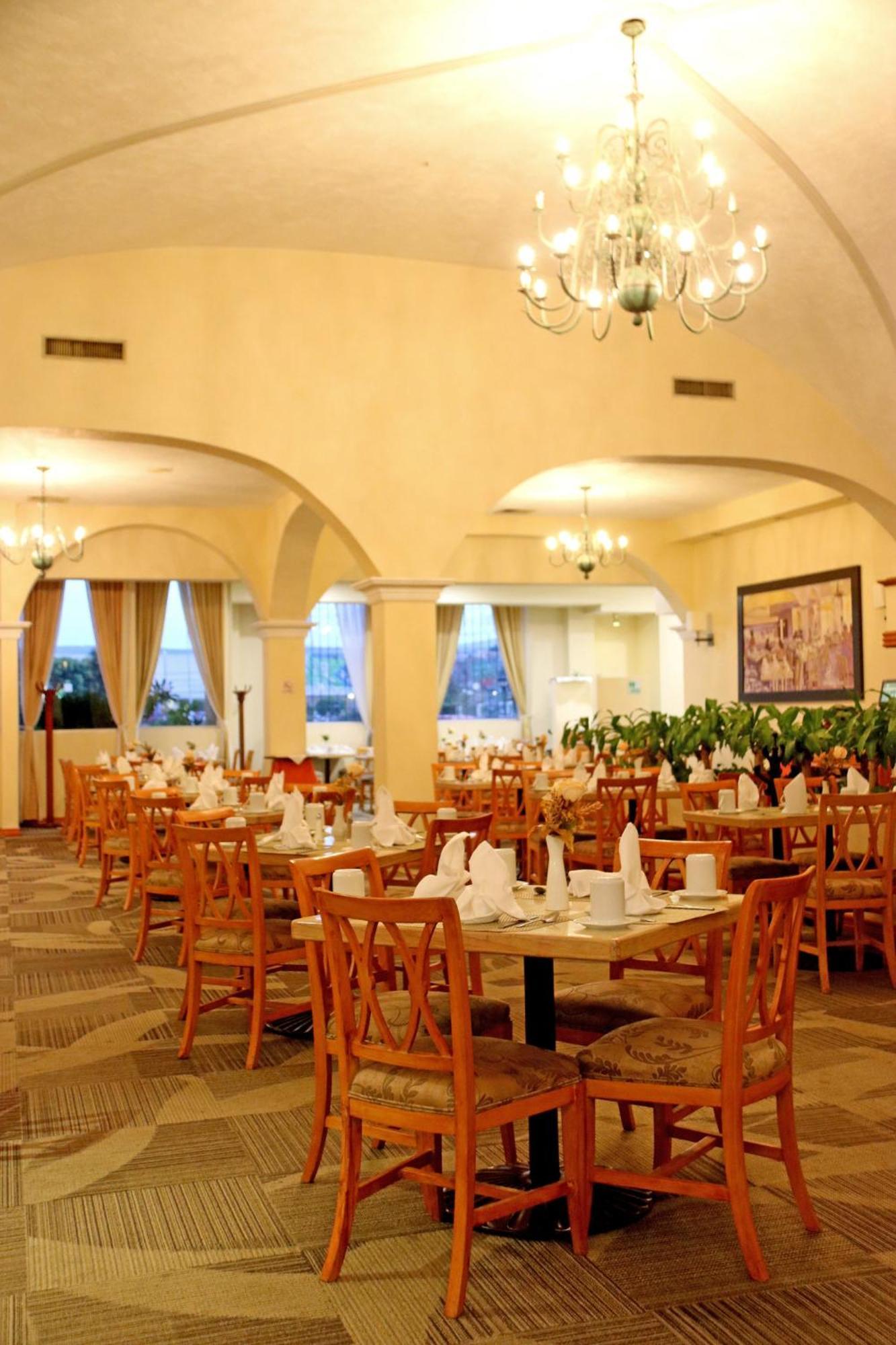 Holiday Inn La Piedad By Ihg Exterior foto
