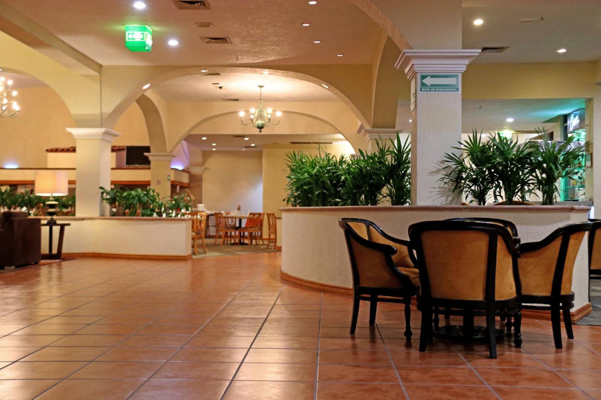 Holiday Inn La Piedad By Ihg Exterior foto