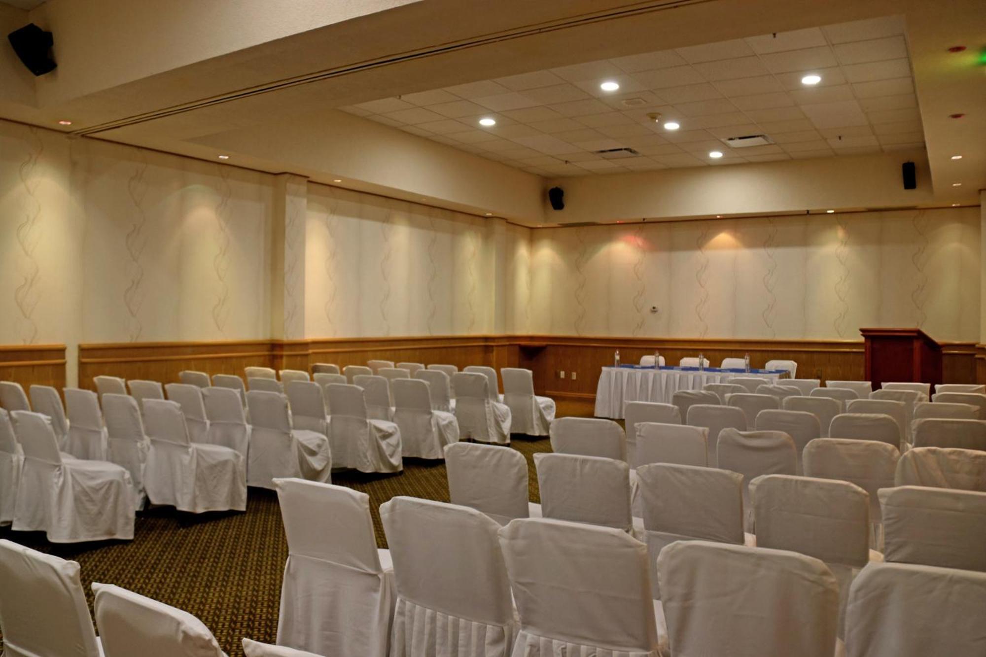 Holiday Inn La Piedad By Ihg Exterior foto