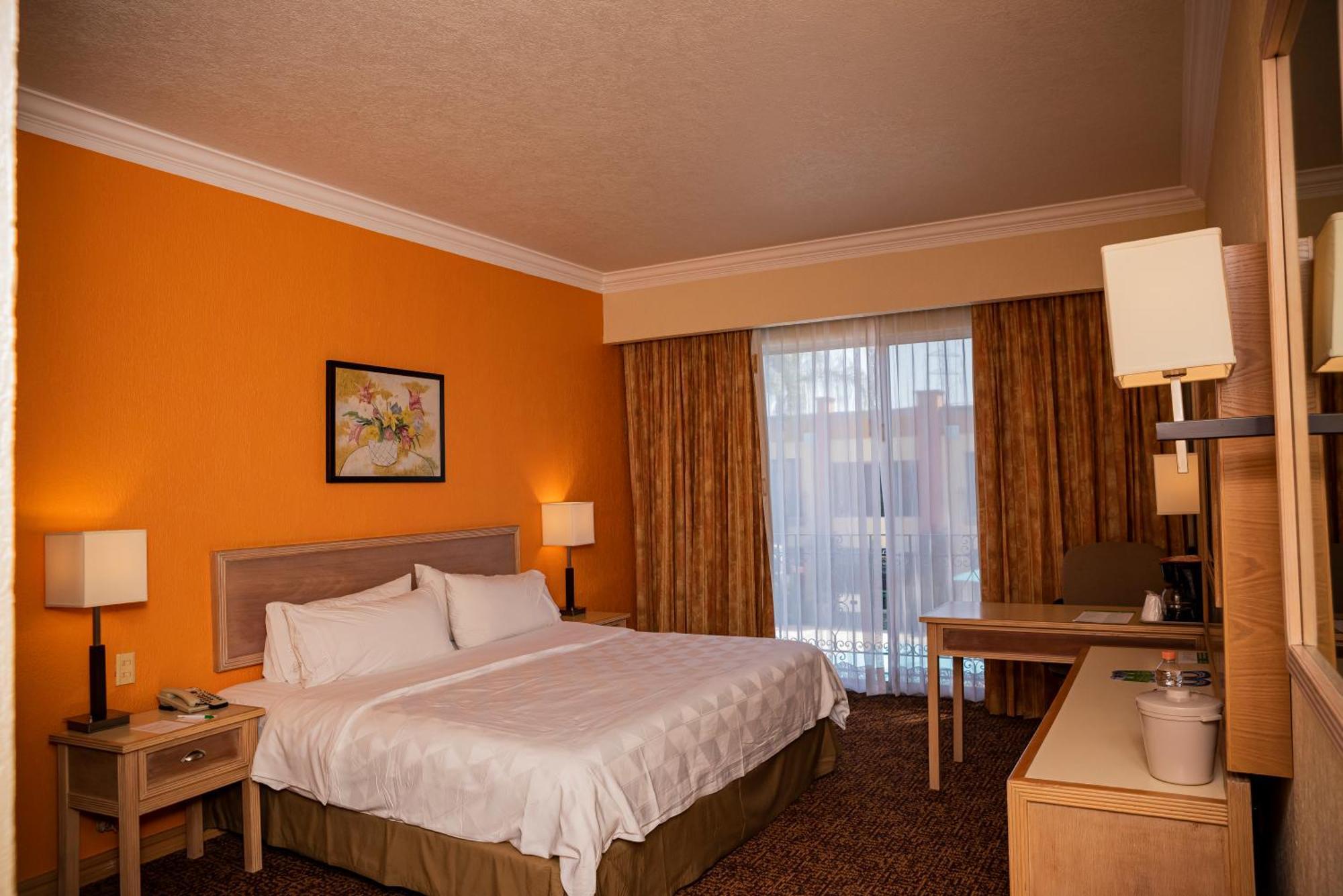 Holiday Inn La Piedad By Ihg Exterior foto