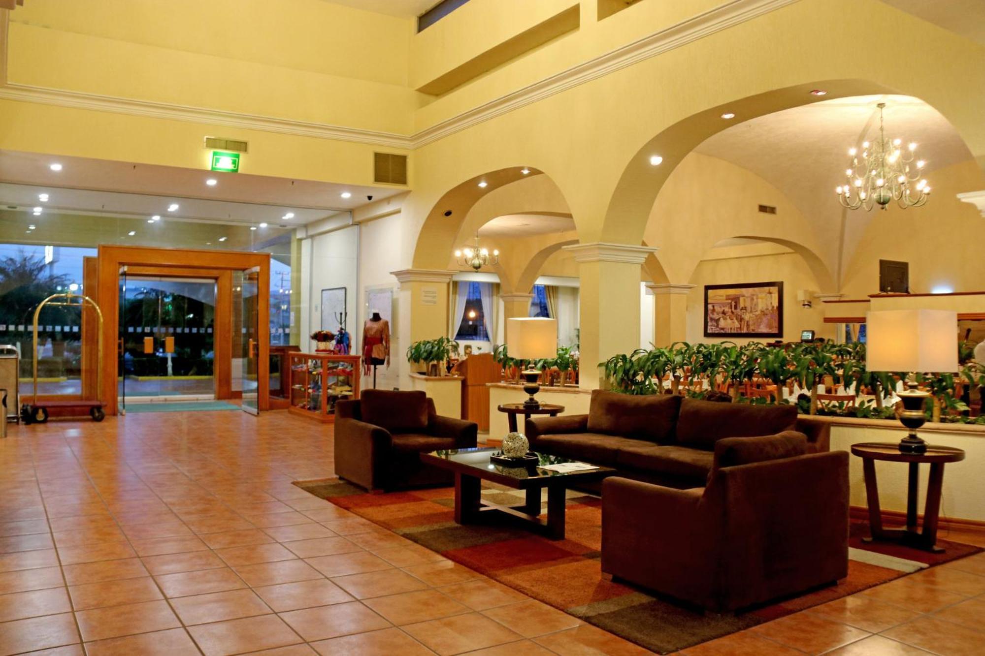 Holiday Inn La Piedad By Ihg Exterior foto
